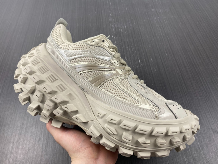 BLCG DEFENDER RUBBER PLATFORM SNEAKERS 685611 W2RA6 9700