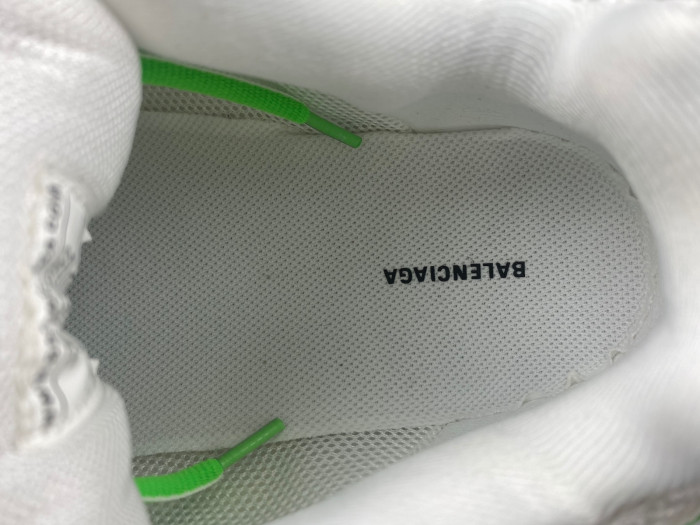 BLCG Track Trainer white green glow 542023 W3RL1 9035