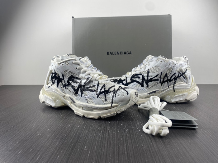 BLCG PHANTOM SNEAKER 677402 W3RBQ 9010