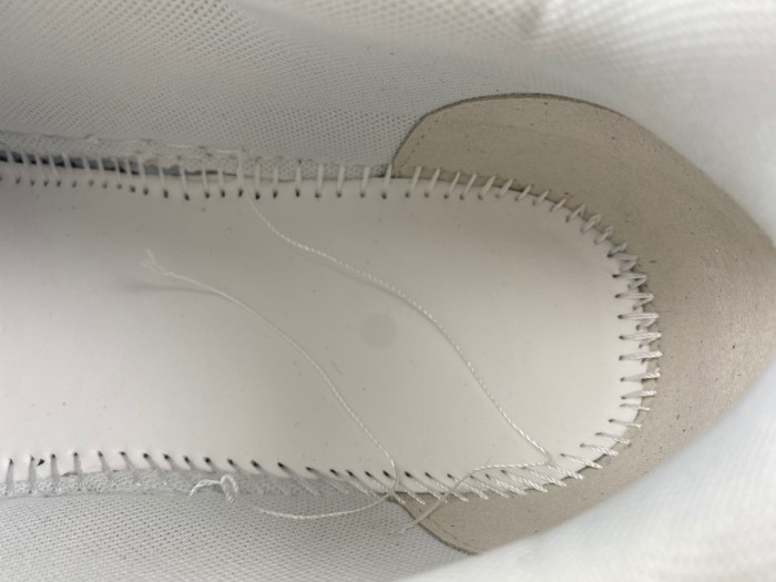 OFW SNEAKER
