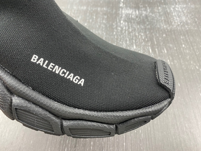 BLCG Speed Sneaker 758483 W2DG1 1010