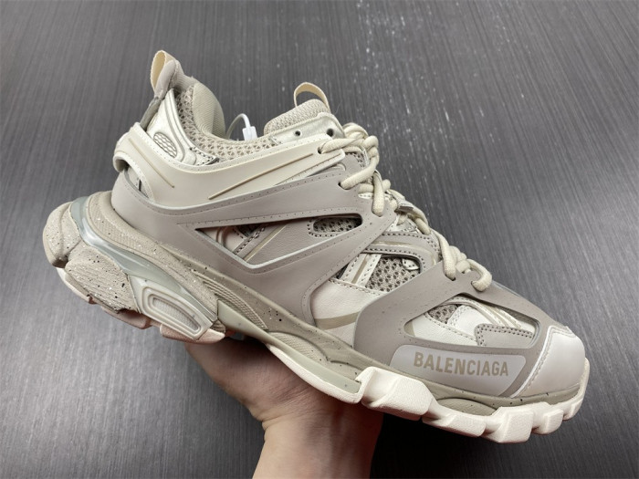BLCG Track Trainer White 542023 W3FE4 9697