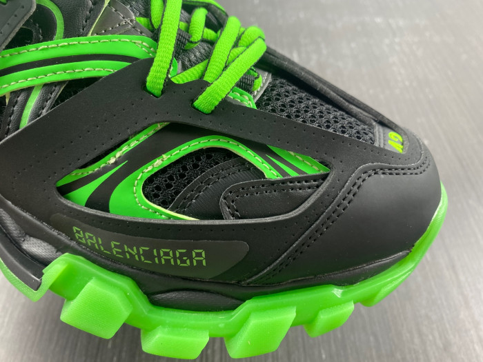 BLCG Track Trainer black green glow 542023 W3RL1 1035
