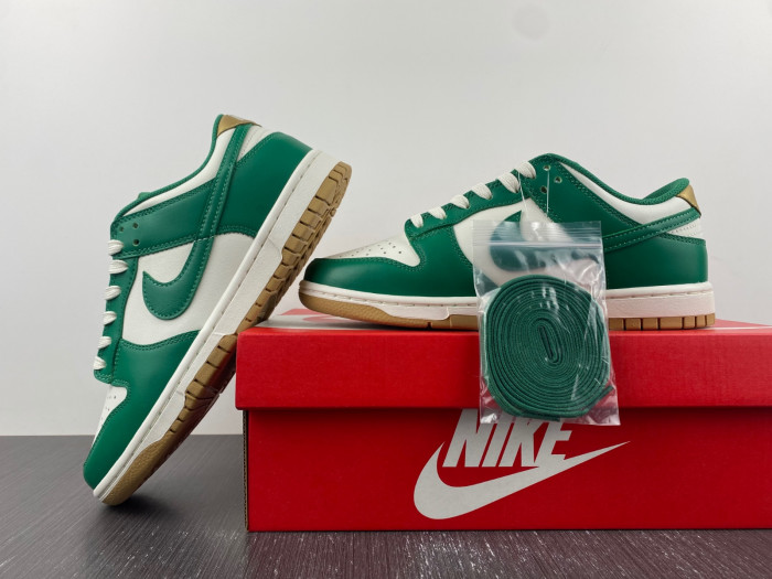 Nike Dunk Low Malachite University Gold (W) FB7173-131