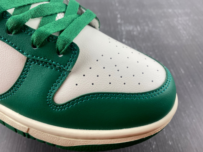 Nike Dunk Low SE Lottery Pack Malachite Green DR9654-100