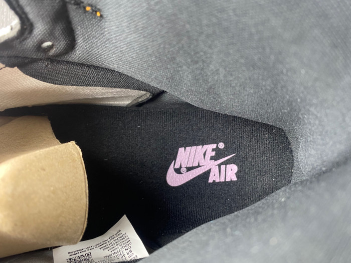 Air Jordan 1 Retro High OG Skyline DX0054-805