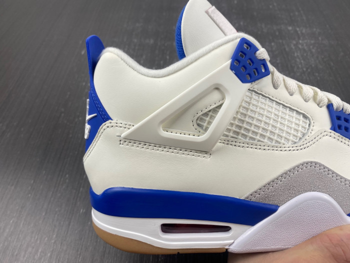 Nike SB x Air Jordan 4 White and Blue DR5415-104