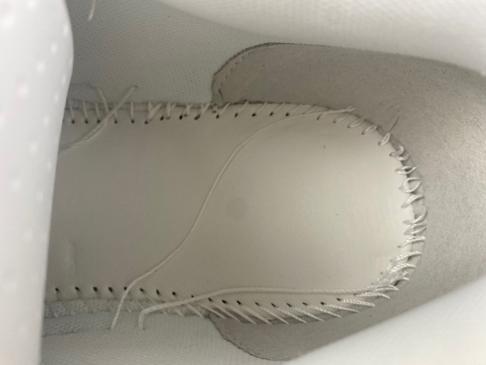 OFW SNEAKER