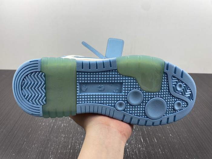 OFW SNEAKER