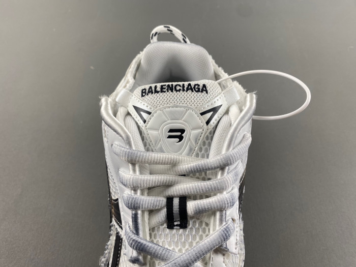 BLCG PHANTOM SNEAKER 772774-WRUNG-9010