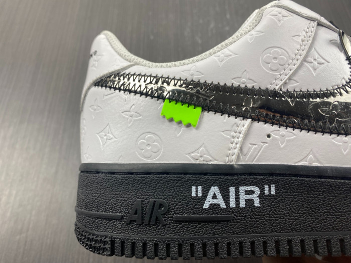 Nike Air Force 1 Low LV3359 101