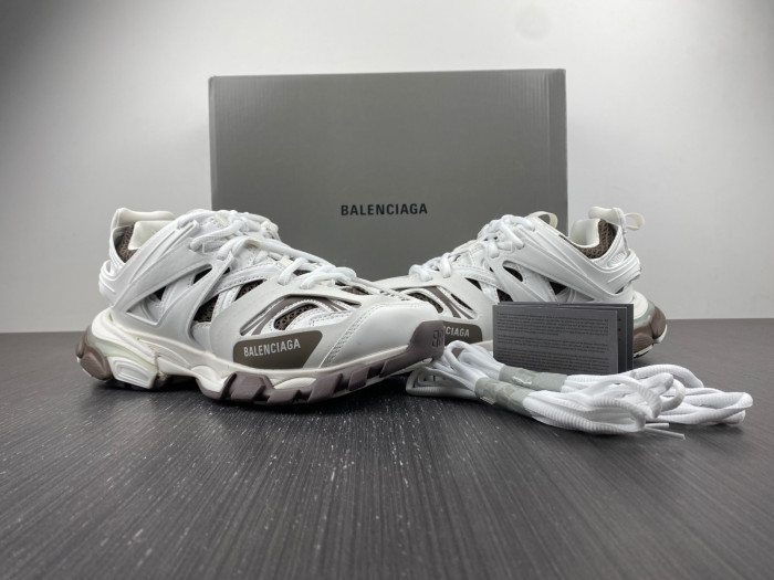 BLCG Track Trainer White Silver 542436 W5CB2 0609