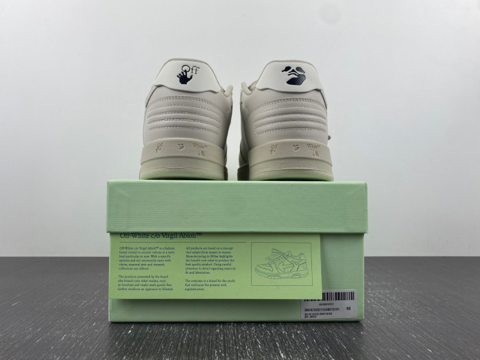 OFW SNEAKER
