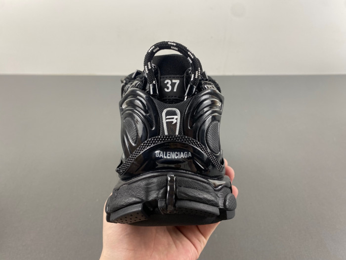 BLCG PHANTOM SNEAKER 772767-W3RNY-0135