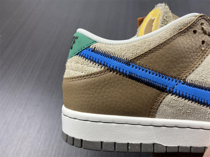 Nike Dunk Low "Dark Driftwood" DO6712-200