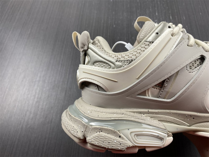 BLCG Track Trainer White 542023 W3FE4 9697