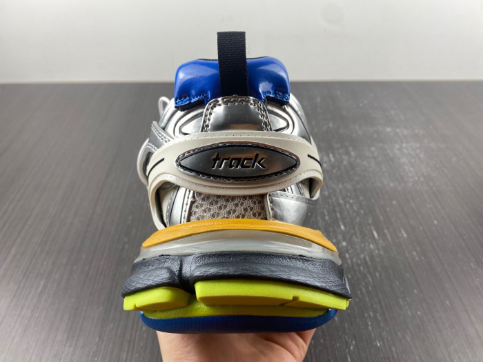 BLCG Track Trainer Silver Colorblock 542023 W2F5A 8123