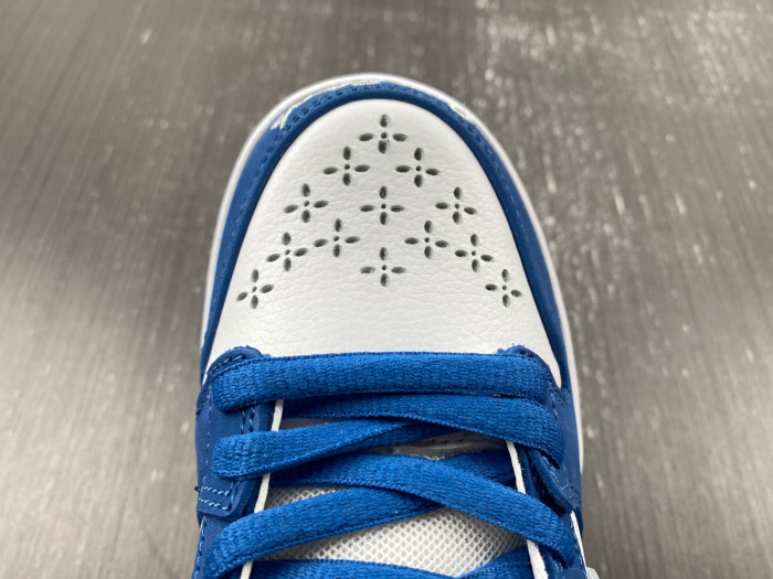Nike SB Dunk Low Born x Raised One Block At A Time FN7819-400
