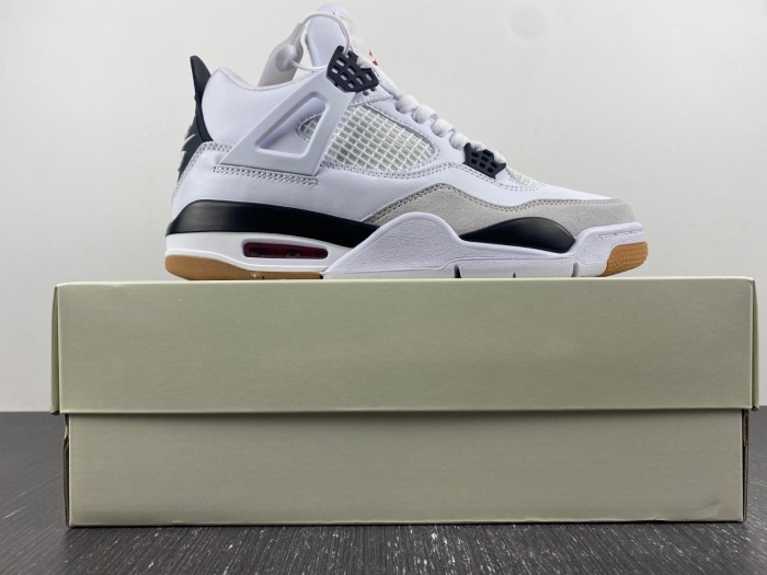 Nike SB x Air Jordan 4 Black and White DR5415-100