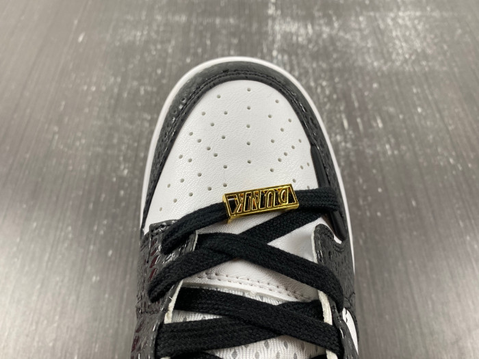 Nike Dunk Low Disrupt 2 Just Do It Snakeskin (W) DV1490-161