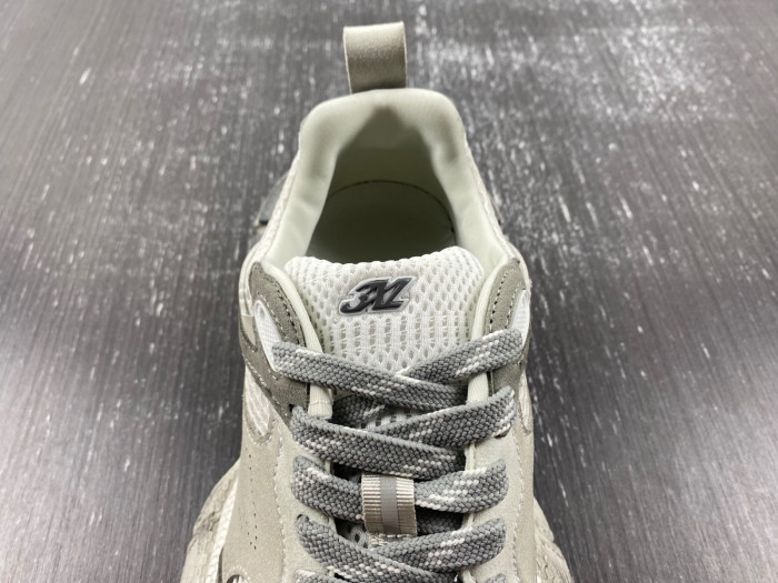 BLCG 3XL 230 SNEAKER 759692 W3XLH 1212