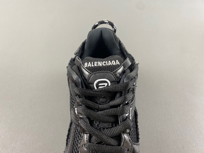 BLCG PHANTOM SNEAKER 772767-W3RNY-0135