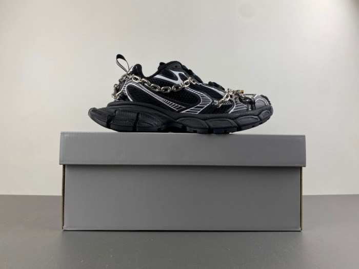 BLCG 3XL SNEAKER 825622 W3XPL 0120
