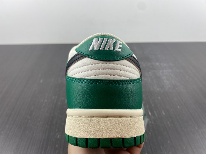 Nike Dunk Low SE Lottery Pack Malachite Green DR9654-100