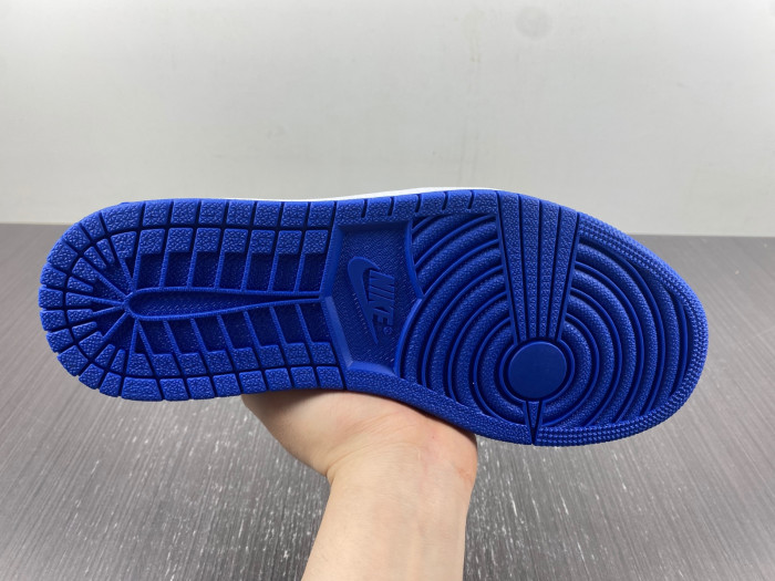 Air Jordan 1 Retro Low Royal (2015) 705329-004