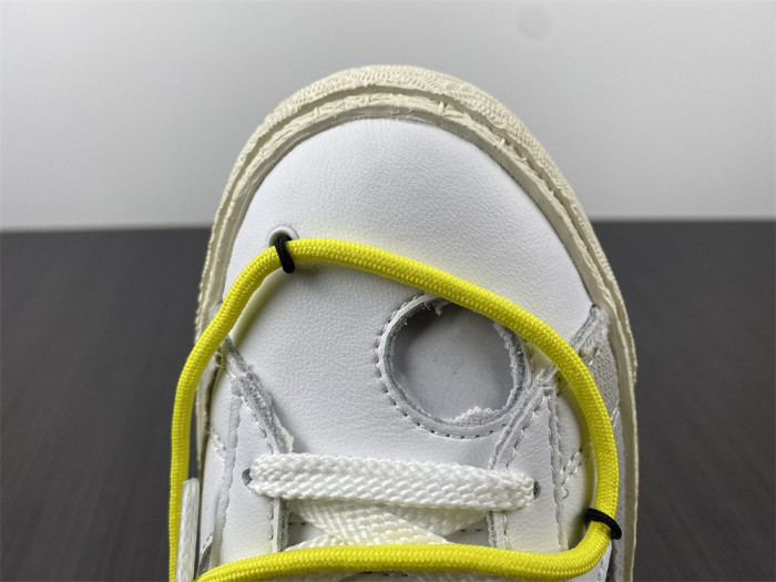 OFW x Nike Blazer Low DH7863-100