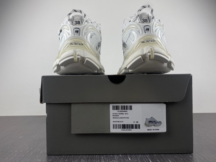 BLCG PHANTOM SNEAKER 677402 W3RBQ 9010