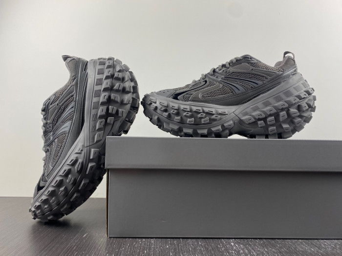 BLCG DEFENDER RUBBER PLATFORM SNEAKERS 685613 W2RA6 3000