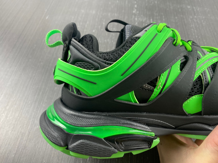 BLCG Track Trainer black green glow 542023 W3RL1 1035