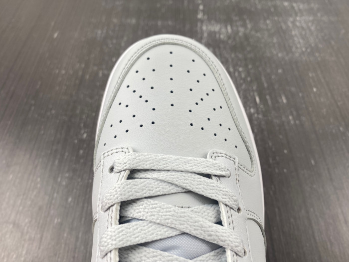 Nike Dunk Low Retro Pure Platinum Blue Lightning DV0831-001