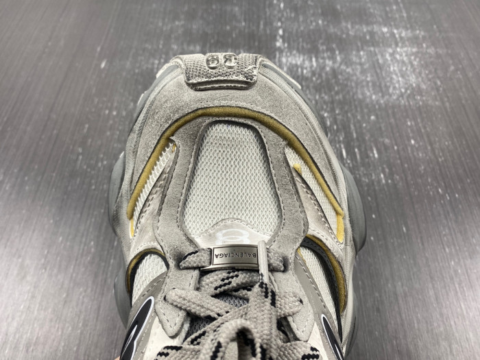 BLCG Track Trainer 784341 W2MV1 1181