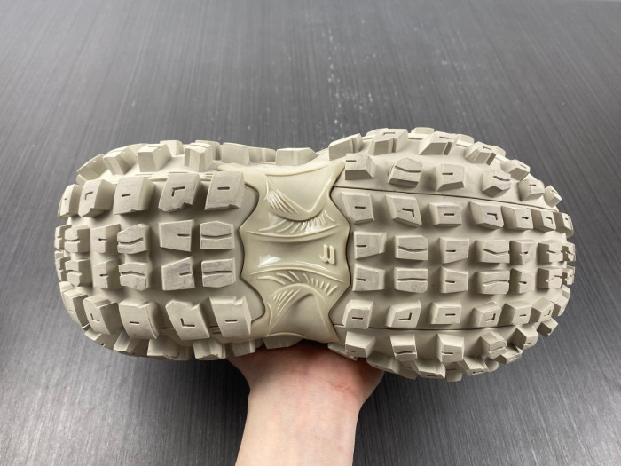 BLCG DEFENDER RUBBER PLATFORM SNEAKERS 685611 W2RA6 9700