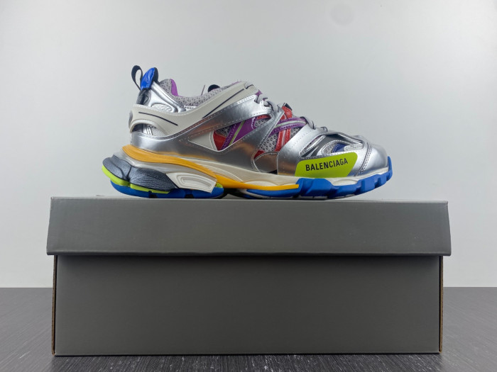 BLCG Track Trainer Silver Colorblock 542023 W2F5A 8123