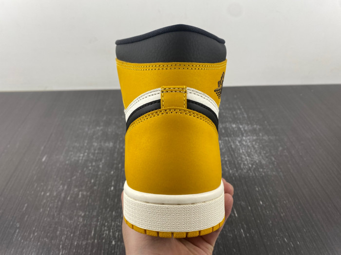 Air Jordan 1 High OG Yellow Ochre 2024 DZ5485-701