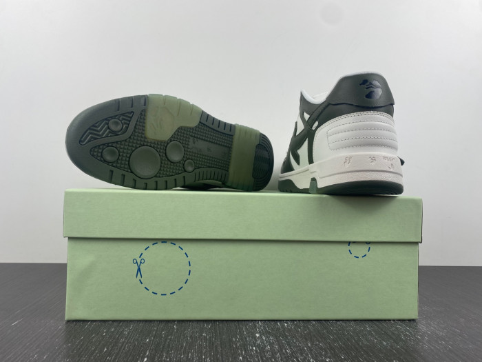 OFW SNEAKER