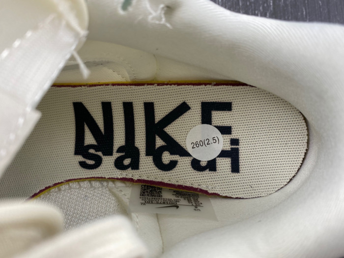 Nike Sacai x VaporWaffle “Tour Yellow ”DD1875-101
