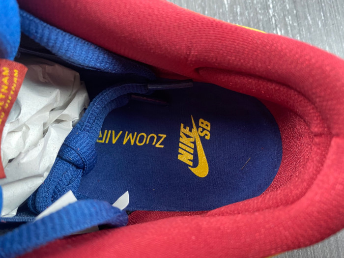 Nike SB Dunk Low Barcelona DJ0606-400