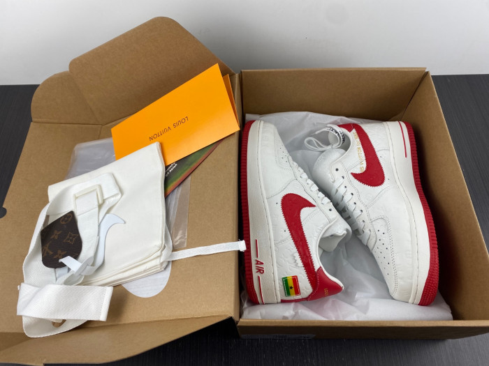 Nike Air Force 1