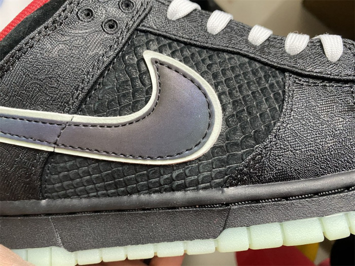 Nike Dunk Low LPL League of Legends DO2327-011