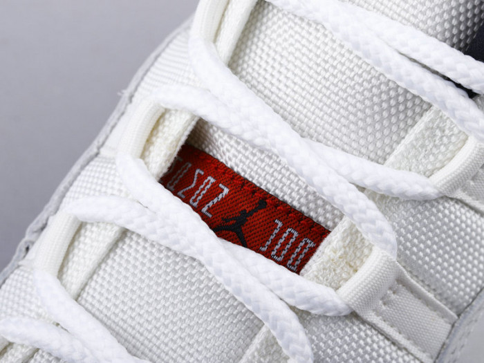 Jordan 11 Retro Platinum Tint (GS) 378037-016