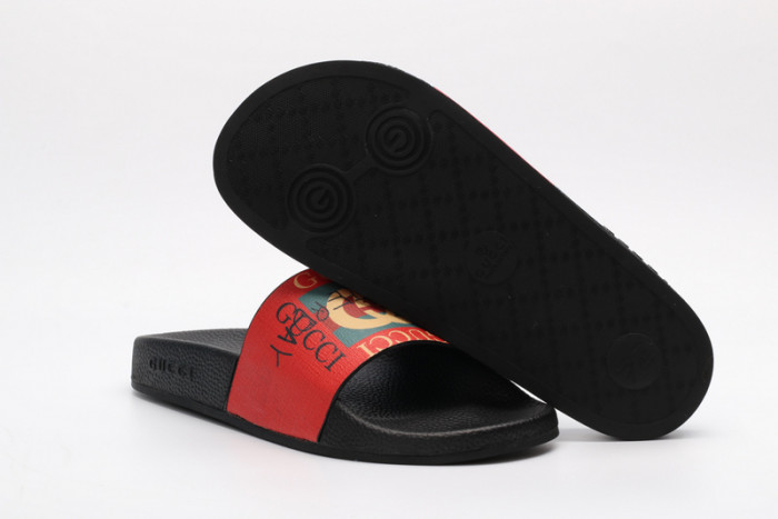 Gu66 SLIPPERS