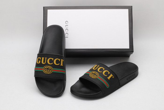 Gu66 SLIPPERS