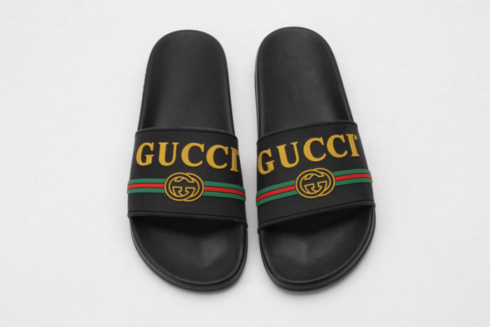 Gu66 SLIPPERS