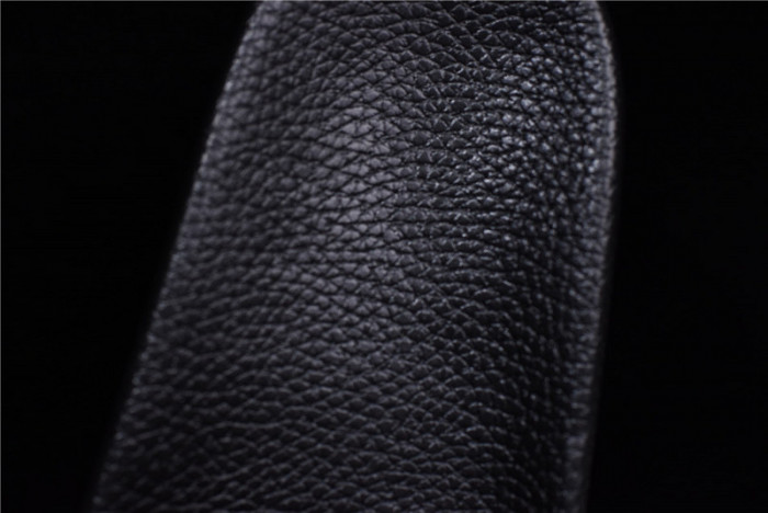 Gu66 SLIPPERS