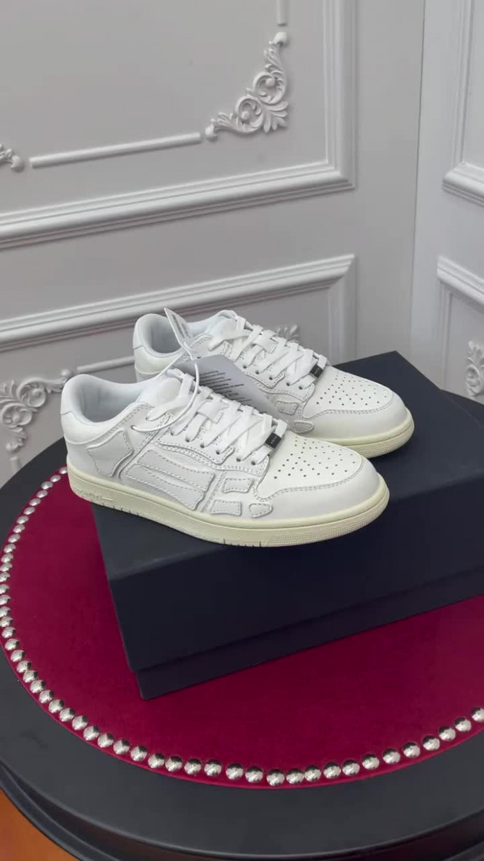 AM1R1 Skel Top Low