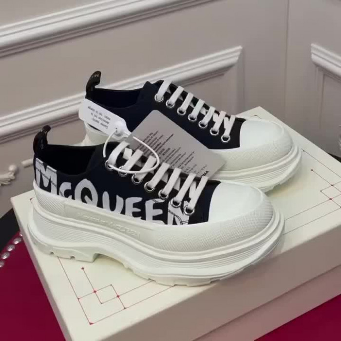 MQ Sneakers